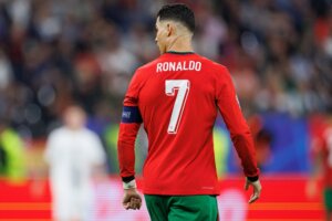 Cristiano ronaldo stipendio (1)